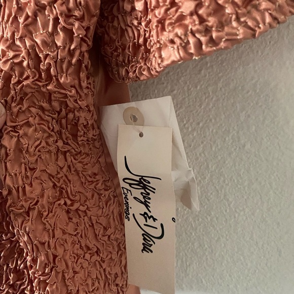 Jeffrey & Dara Evening By Tom Barra - Picture 4 of 5